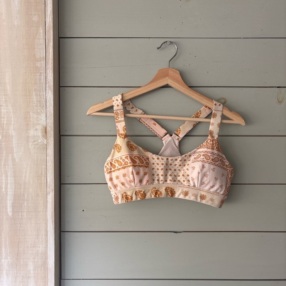 ✨ The Upside x Anthropologie Carmen Sports Bra – Paisley Print ✨ - Picture 3 of 6